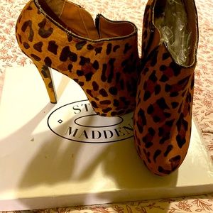 Steve Madden Babylon-l  leopard Size 7 only wore them once it’s a platform
